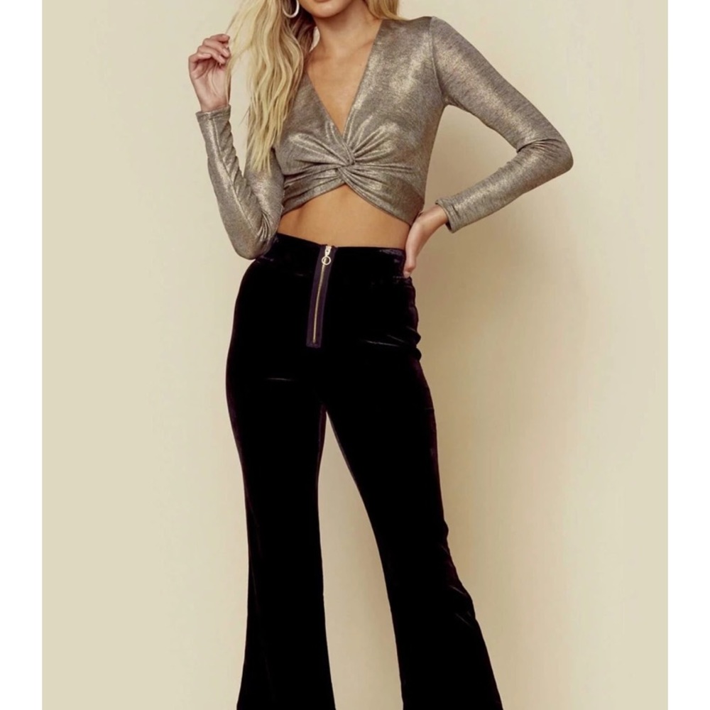 Blue Life Brigid V Crop Top Gold⭐️NWT⭐️ - Picture 6 of 10